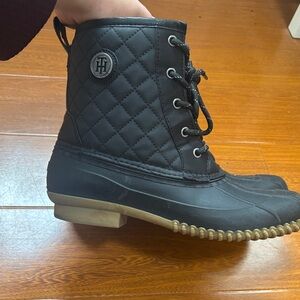 Tommy Hilfiger Black Quilted Winter Boots